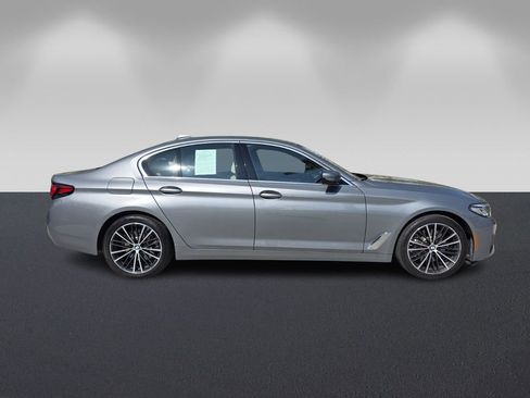 Certified 2023 BMW 530i w/ Convenience Package image 3