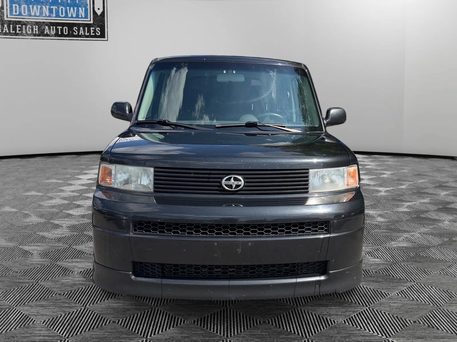Used 2006 Scion xB FWD image 3