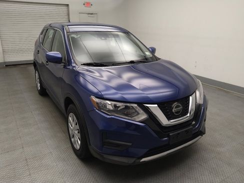 Used 2019 Nissan Rogue S AWD/4WD image 13