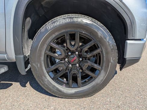 Used 2024 GMC Sierra 1500 Elevation w/ Preferred Package image 10