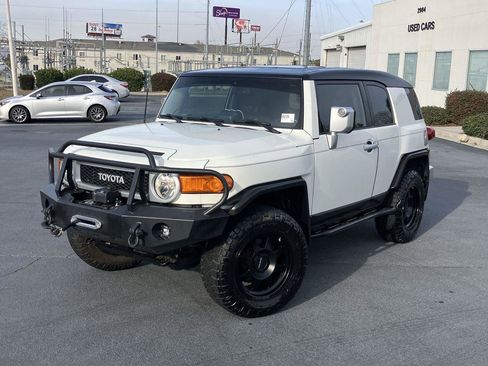 Used 2012 Toyota FJ Cruiser 4WD image 1