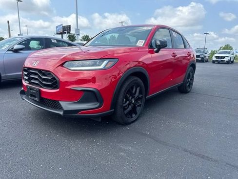 Certified 2023 Honda HR-V Sport image 3