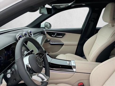 Certified 2026 Mercedes-Benz GLC 300 4MATIC image 11