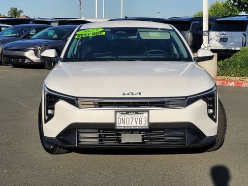 Used 2025 Kia K4 FWD image 2