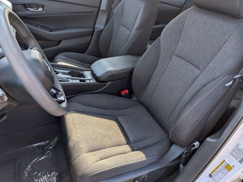 Used 2023 Honda Accord EX image 12
