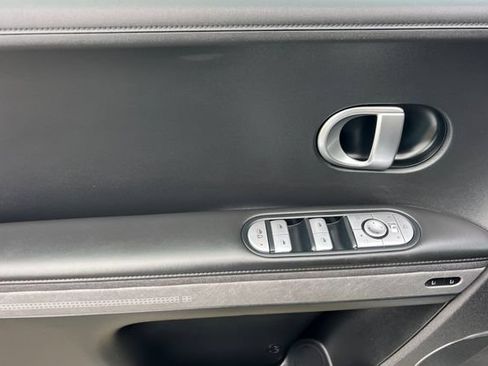 Certified 2024 Hyundai Ioniq 5 Limited RWD image 13