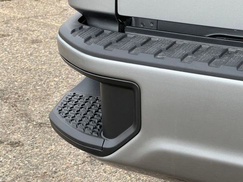 New 2026 GMC Sierra 1500 Elevation image 10