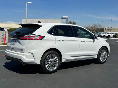 Used 2020 Ford Edge Titanium w/ Equipment Group 301A image 5