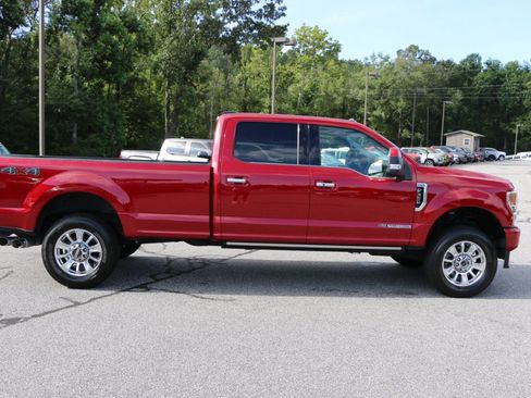 Used 2022 Ford F350 Limited AWD/4WD image 9