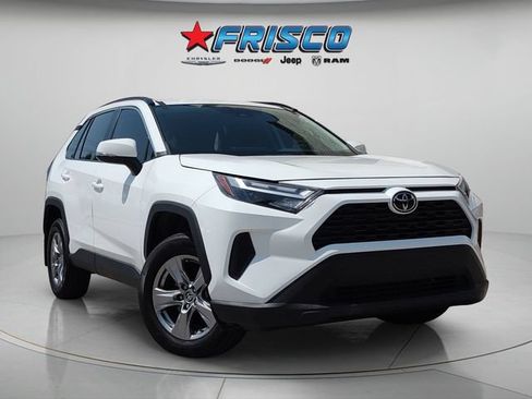Used 2024 Toyota RAV4 XLE w/ Convenience Package FWD image 1