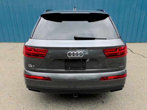 Used 2019 Audi Q7 3.0T Prestige AWD/4WD image 4