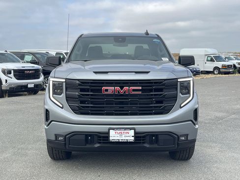 New 2026 GMC Sierra 1500 Elevation AWD/4WD image 8