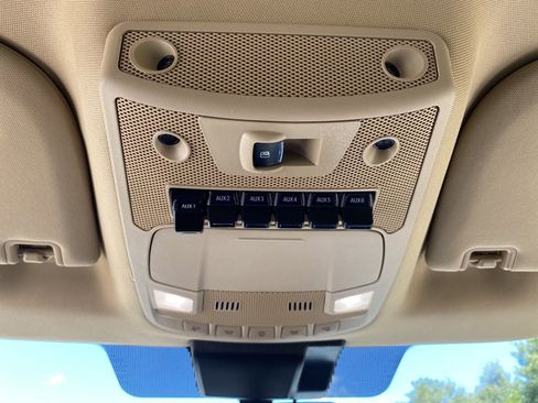 Used 2021 Ford F250 Lariat w/ Chrome Package image 36