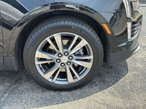 Certified 2024 Cadillac XT5 Premium Luxury AWD/4WD image 8