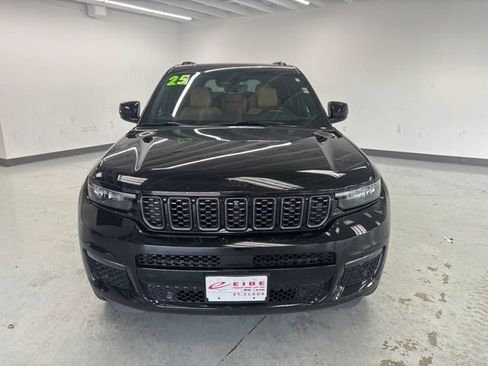 Used 2025 Jeep Grand Cherokee L Summit AWD/4WD image 2