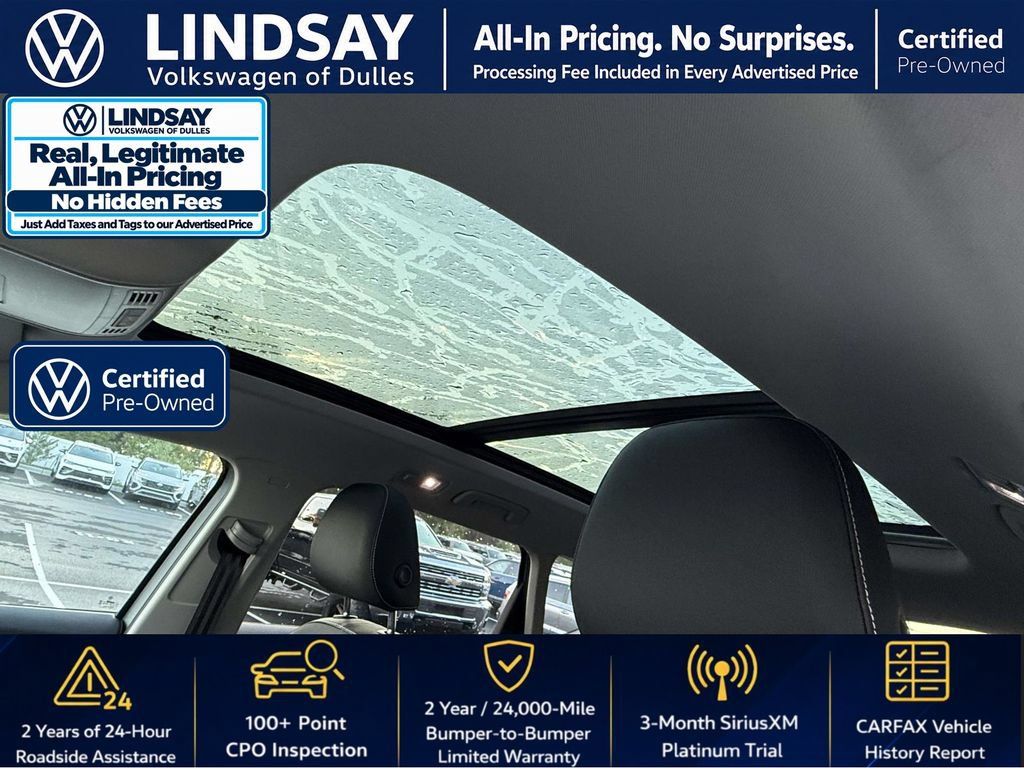 Used 2023 Volkswagen Taos SE w/ Panoramic Sunroof Package FWD image 17