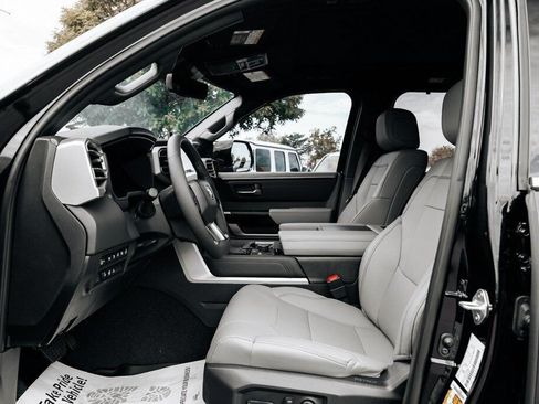 Used 2026 Toyota Sequoia Limited AWD/4WD image 20