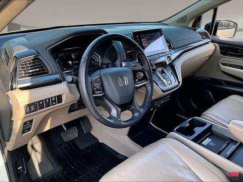 Used 2024 Honda Odyssey Elite image 16