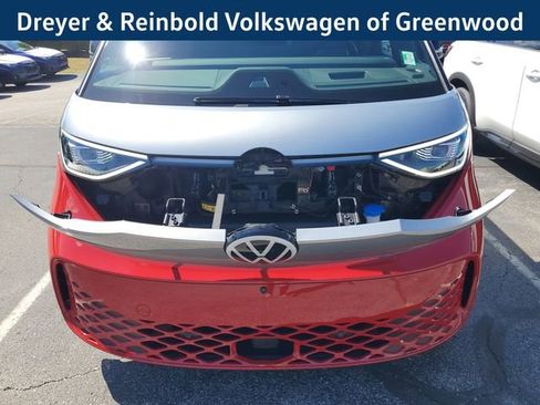 New 2025 Volkswagen ID. Buzz Pro S Plus image 11