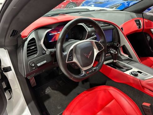 Used 2016 Chevrolet Corvette Z06 w/ 3LZ Preferred Equipment Group RWD image 11