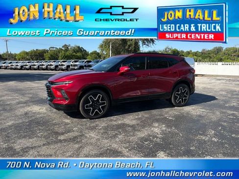 Used 2025 Chevrolet Blazer RS w/ Driver Confidence II Package FWD image 2
