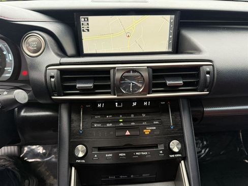Used 2018 Lexus IS 300 F Sport image 36