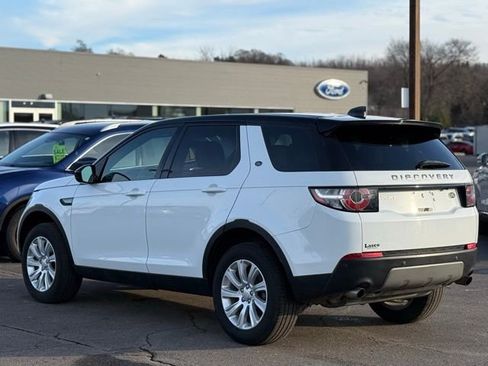 Used 2018 Land Rover Discovery Sport SE image 39