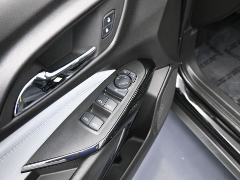 Used 2024 Chevrolet Trax LT image 13