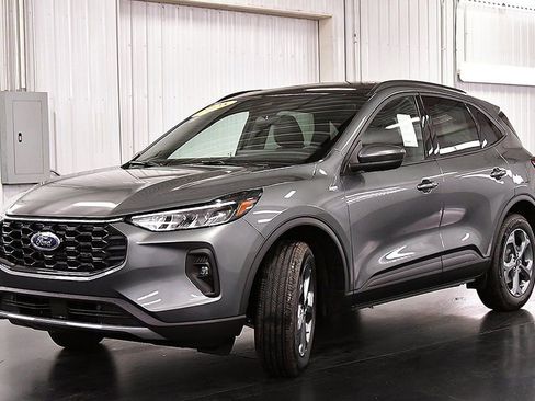 New 2025 Ford Escape ST-Line Elite w/ Tech Pack #1 image 3