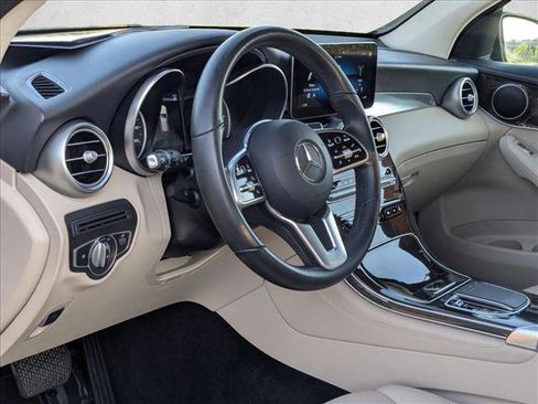 Used 2020 Mercedes-Benz GLC 300 image 10