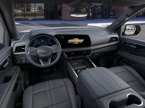 New 2026 Chevrolet Suburban High Country AWD/4WD image 15