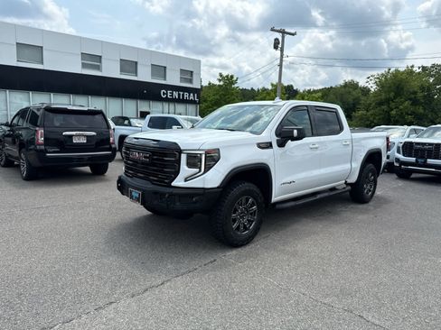 Used 2024 GMC Sierra 1500 AT4X AWD/4WD image 2
