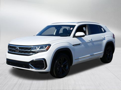 Certified 2022 Volkswagen Atlas Cross Sport SEL R-Line AWD/4WD image 3