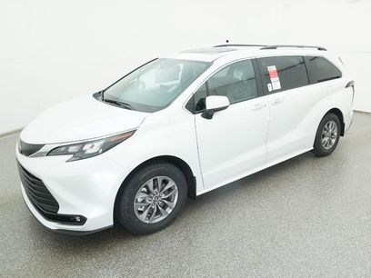 New 2026 Toyota Sienna XLE