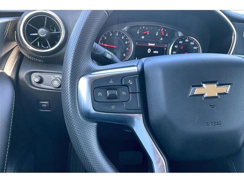 Used 2025 Chevrolet Blazer LT w/ Convenience Package AWD/4WD image 11