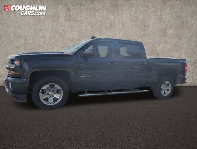 Used 2017 Chevrolet Silverado 1500 LT w/ All Star Edition AWD/4WD image 4