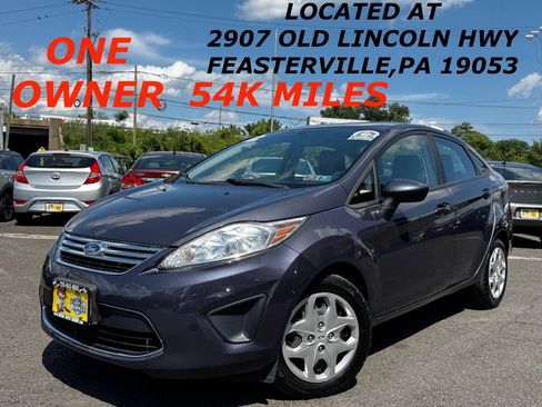 Used 2012 Ford Fiesta SE FWD image 1