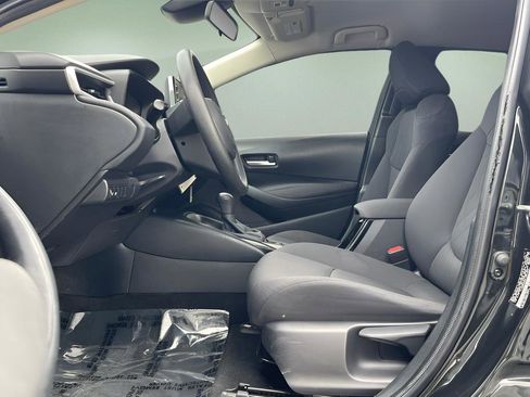 Used 2020 Toyota Corolla LE image 13