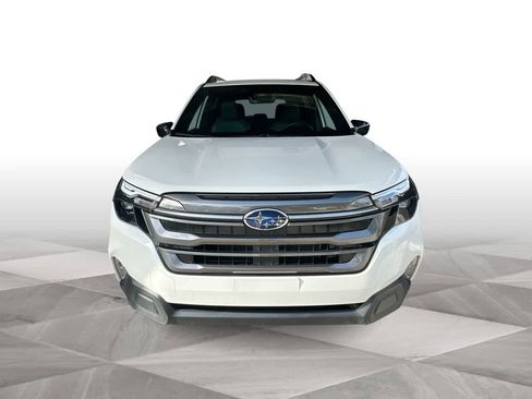 Used 2026 Subaru Forester Premium AWD/4WD image 3