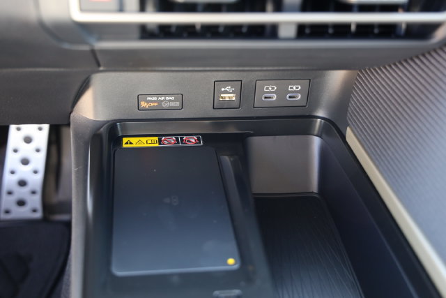 New 2026 Toyota Camry SE w/ Multimedia Upgrade Package FWD image 20