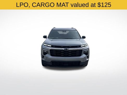 Used 2025 Chevrolet Traverse LT w/ LPO, Floor Liner Package image 8