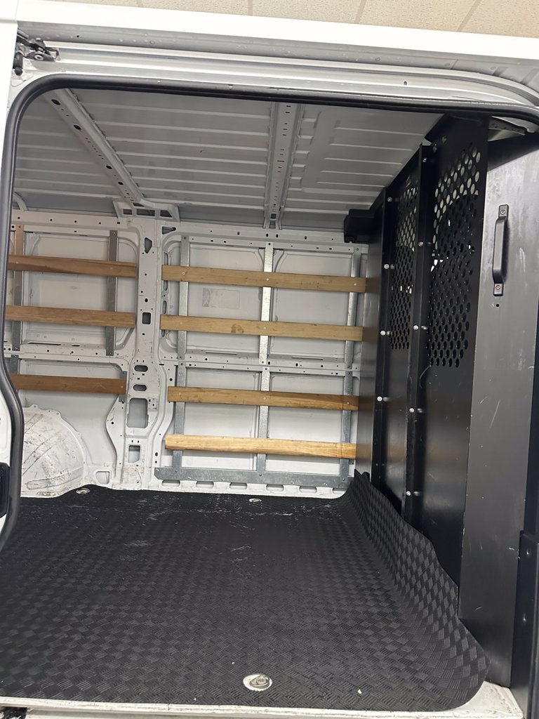 Used 2025 RAM ProMaster 2500 w/ U-Haul Equipment Group FWD image 23