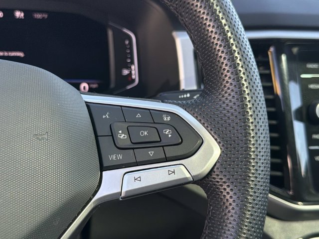 Certified 2023 Volkswagen Atlas SEL R-Line AWD/4WD image 19