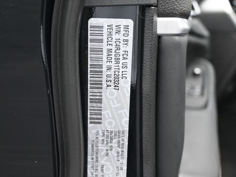 New 2026 Jeep Grand Cherokee Limited w/ Limited Altitude Package RWD image 19