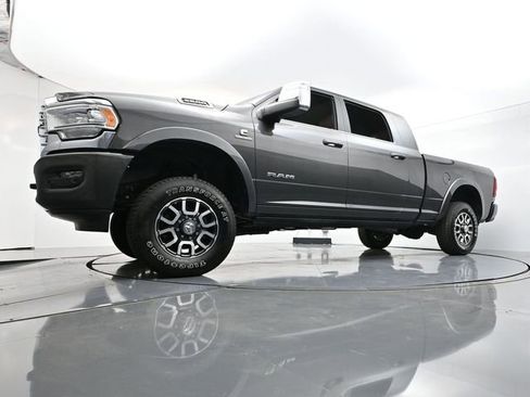 Used 2024 RAM 3500 Limited w/ Safety Group image 30