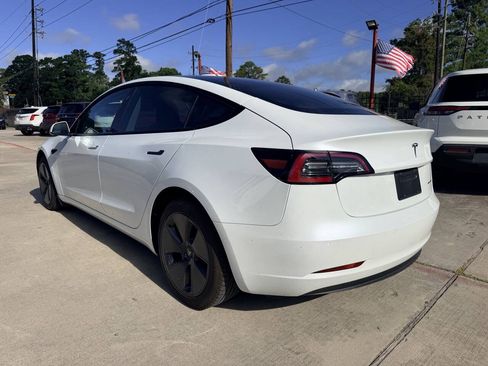Used 2022 Tesla Model 3 Long Range AWD/4WD image 5