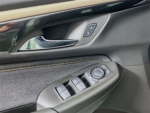 Used 2025 Chevrolet TrailBlazer ACTIV w/ Convenience Package image 9