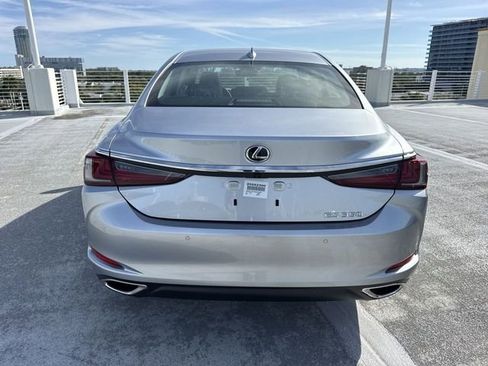 New 2025 Lexus ES 350 w/ Premium Package image 24