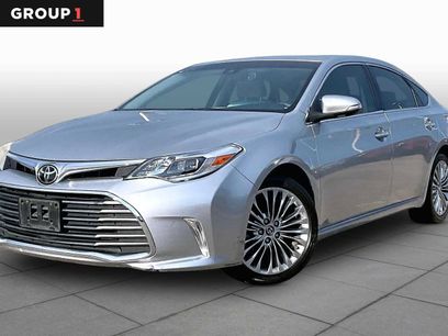 Used 2016 Toyota Avalon Limited w/ Toyota Safety Sense Package