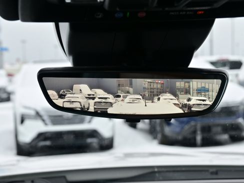 Used 2023 Chevrolet Silverado 1500 High Country w/ Technology Package image 25